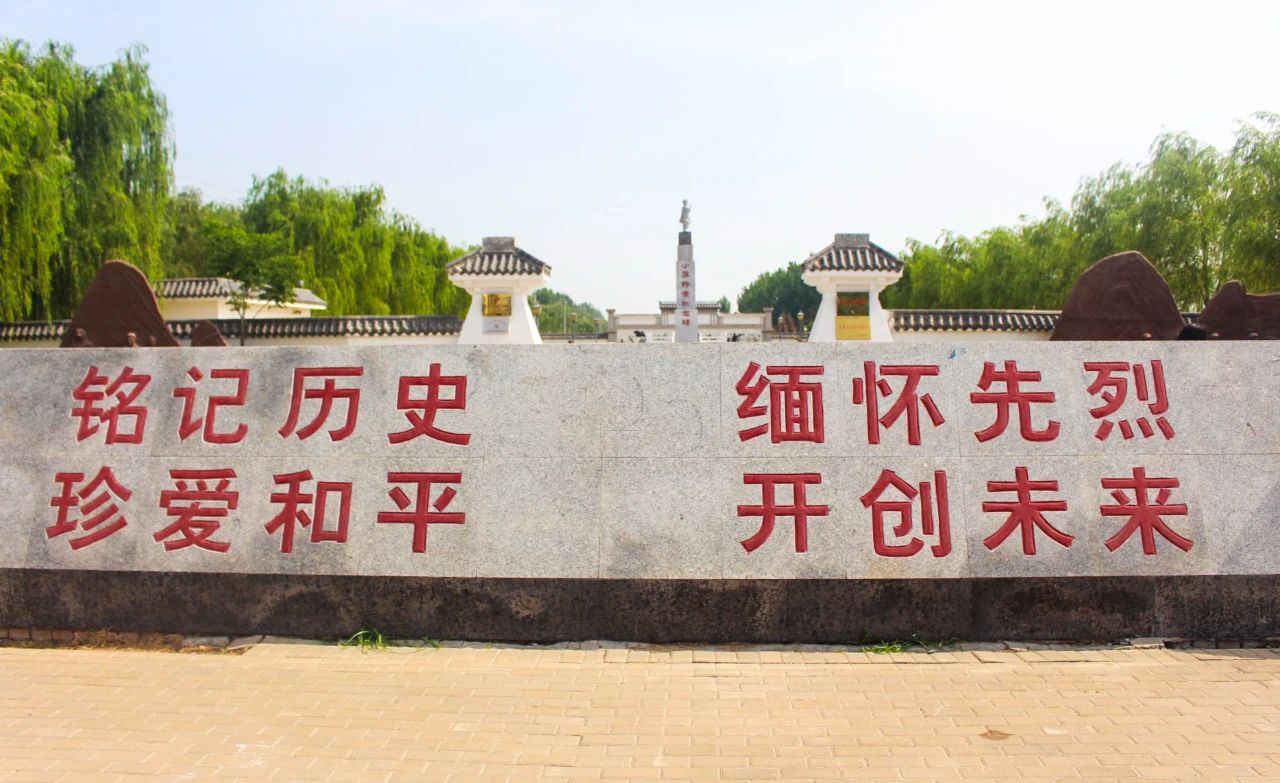 不忘初心 铭记党恩--阿尔法起重机有限公司赴小渠忆党史、强党性、促党建